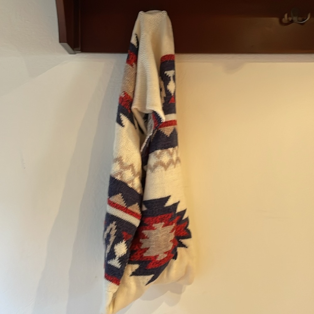 American Eagle Outfitters Red and Blue Geometric Scarf